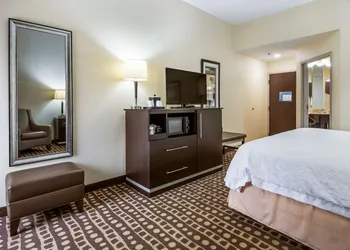 Hampton Inn Columbus-West hotel thumbnail 5