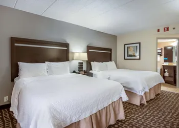 Hampton Inn Columbus-West hotel thumbnail 8