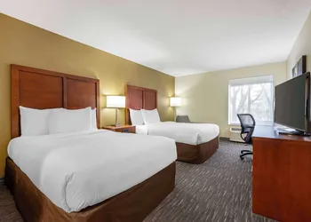 Best Western Chicago - Downers Grove hotel thumbnail 5