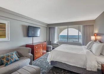 Courtyard by Marriott Jacksonville Beach Oceanfront hotel thumbnail 8