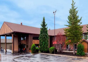 Foothills Inn hotel thumbnail 7