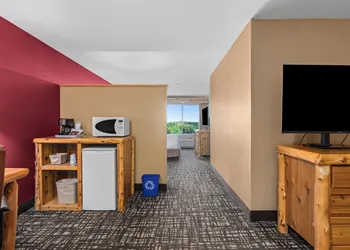 The Lodge at Brainerd Lakes, Trademark Collection by Wyndham hotel thumbnail 6