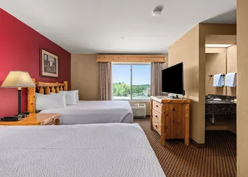 The Lodge at Brainerd Lakes, Trademark Collection by Wyndham hotel thumbnail 8