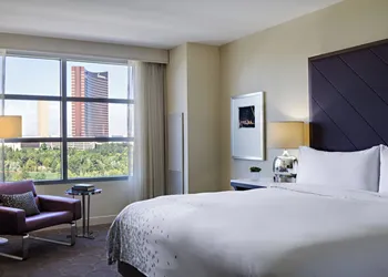 Renaissance Las Vegas Hotel hotel thumbnail 7