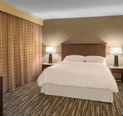 Sheraton Suites Akron Cuyahoga Falls hotel detail image 5