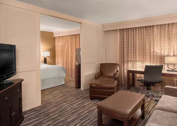 Sheraton Suites Akron Cuyahoga Falls hotel thumbnail 6