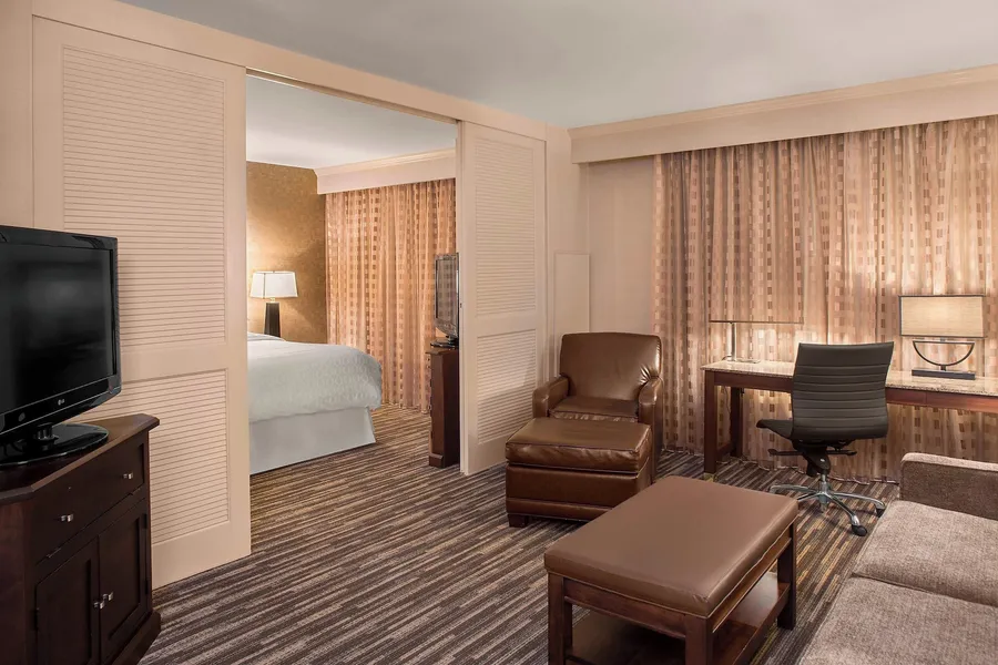 Sheraton Suites Akron Cuyahoga Falls hotel detail image 6