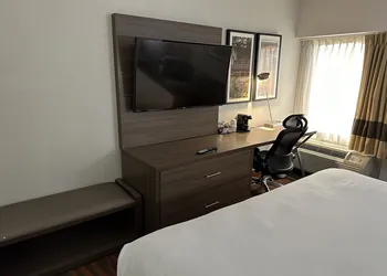 Comfort Inn Conyers hotel thumbnail 6