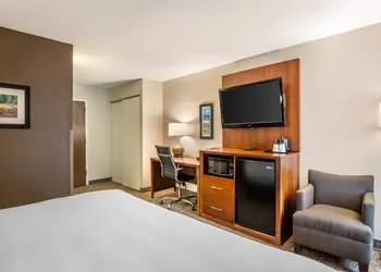 Comfort Inn Petersburg Fort Lee Area hotel thumbnail 7