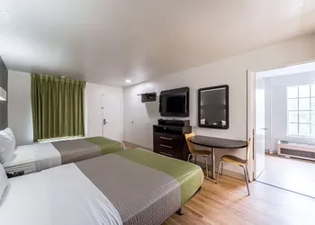 Studio 6 San Antonio, TX - Fort Sam Houston Area hotel thumbnail 8