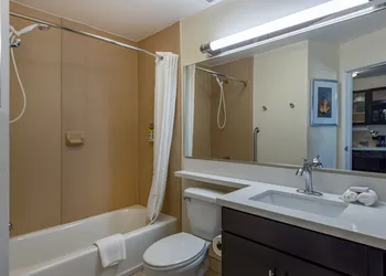 Candlewood Suites Springfield-Medical District hotel thumbnail 6