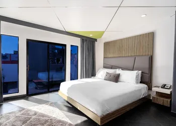 The Moment Hotel hotel thumbnail 5