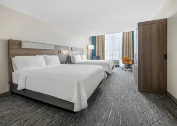 Holiday Inn Express Hotel & Suites San Diego-Sorrento Valley by IHG hotel thumbnail 7