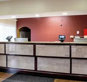 Red Roof Inn & Suites Middletown - Franklin hotel detail image 3
