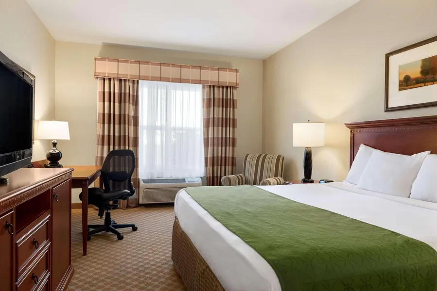 Country Inn & Suites by Radisson, Peoria North, IL hotel detail image 6