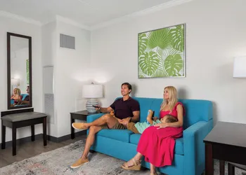 OASIS BAY SUITES, Tampa, Busch Gardens, USF hotel thumbnail 5