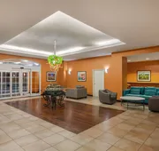 La Quinta Inn & Suites by Wyndham San Antonio Medical Ctr NW hotel detail image 3