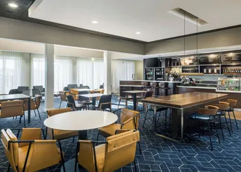 Courtyard Phoenix North by Marriott hotel thumbnail 4