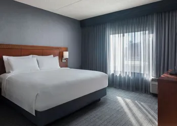Courtyard Phoenix North by Marriott hotel thumbnail 7