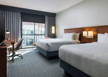 Courtyard Phoenix North by Marriott hotel thumbnail 8
