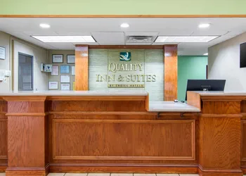 Quality Inn & Suites Decatur - Atlanta East hotel thumbnail 2