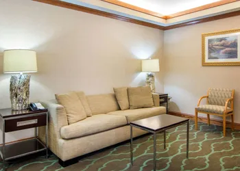 Quality Inn & Suites Decatur - Atlanta East hotel thumbnail 4
