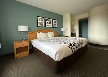 Baymont by Wyndham Slidell hotel thumbnail 7