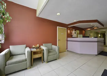 Americas Best Value Inn East Syracuse hotel thumbnail 5