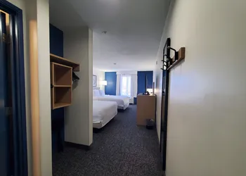 Spark by Hilton Lansing hotel thumbnail 8