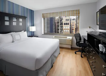 Fairfield Inn & Suites by Marriott New York ManhattanChelsea hotel thumbnail 6