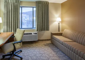 Quality Inn & Suites Richfield hotel thumbnail 4