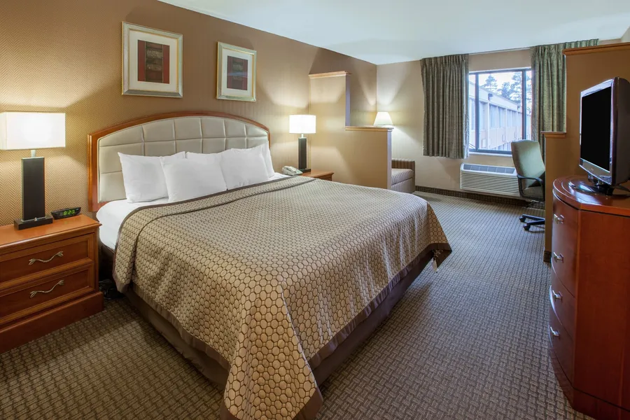 Quality Inn & Suites Richfield hotel detail image 6
