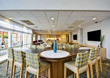 Homewood Suites by Hilton Oakland-Waterfront hotel thumbnail 5