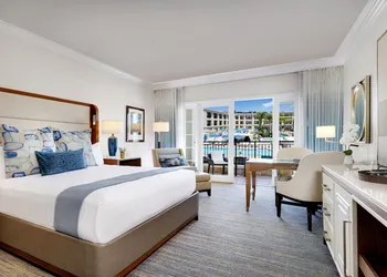 Balboa Bay Resort hotel thumbnail 6
