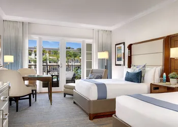 Balboa Bay Resort hotel thumbnail 7