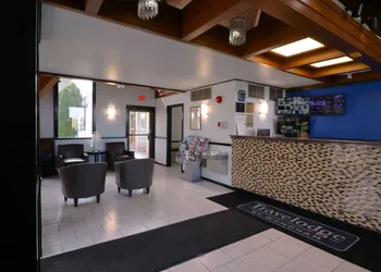 Travelodge by Wyndham Milwaukee hotel thumbnail 2