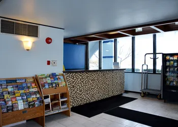 Travelodge by Wyndham Milwaukee hotel thumbnail 3