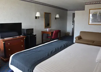 Travelodge by Wyndham Milwaukee hotel thumbnail 6