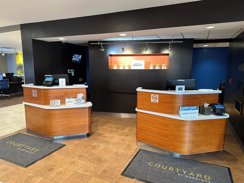 Courtyard by Marriott Chicago Glenview/Northbrook hotel detail image 2