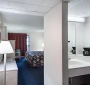 Econo Lodge Inn & Suites Rehoboth Beach hotel detail image 4
