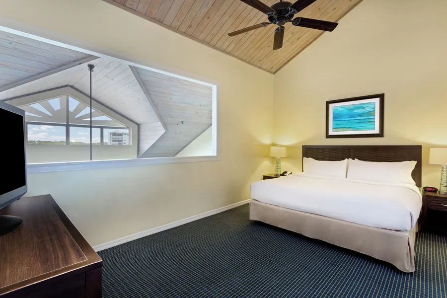 Holiday Inn & Suites Clearwater Beach S-Harbourside by IHG hotel detail image 6