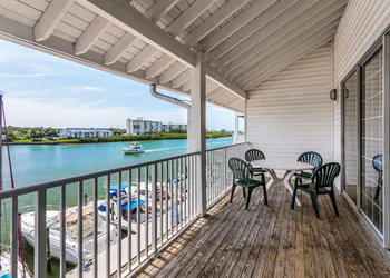 Holiday Inn & Suites Clearwater Beach S-Harbourside by IHG hotel thumbnail 8