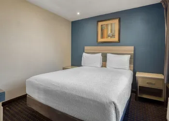 SureStay Hotel by Best Western San Rafael hotel thumbnail 5