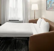 Fairfield Inn & Suites by Marriott Columbus OSU hotel detail image 5