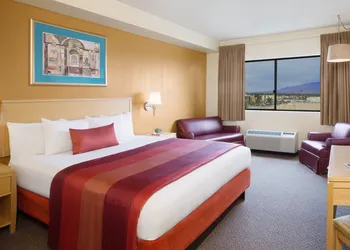 Arizona Charlie's Decatur hotel thumbnail 4