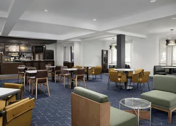 Courtyard by Marriott Lakeland hotel thumbnail 3
