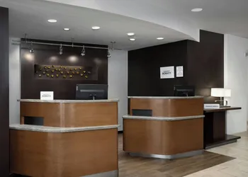 Courtyard by Marriott Lakeland hotel thumbnail 4