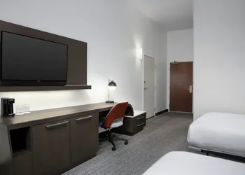 Courtyard by Marriott Lakeland hotel thumbnail 6