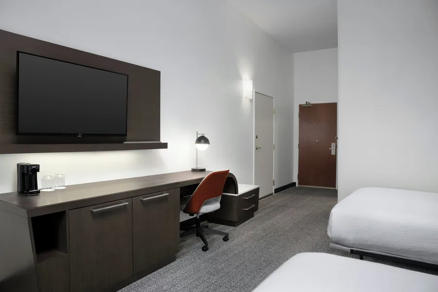 Courtyard by Marriott Lakeland hotel detail image 6