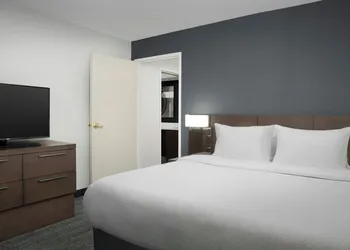 Courtyard by Marriott Lakeland hotel thumbnail 7